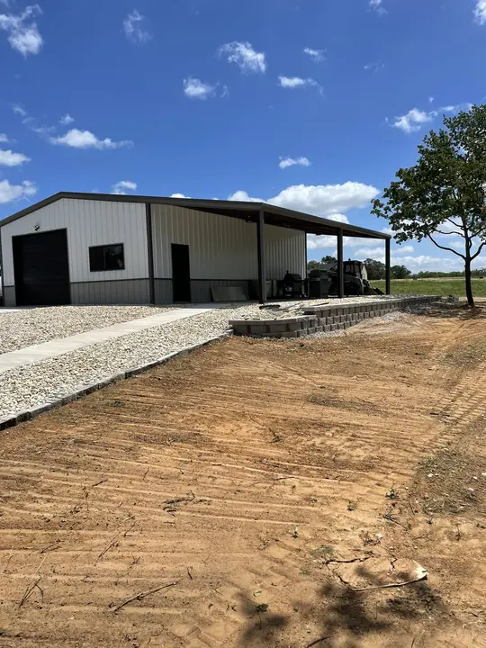 Schroeder GC finished barndo site — driveway and pad